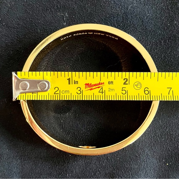 KATE SPADE ♠️ Cream/Gold Hole Punch 10mm Hinge Bangle (immaculate) - Picture 6 of 6